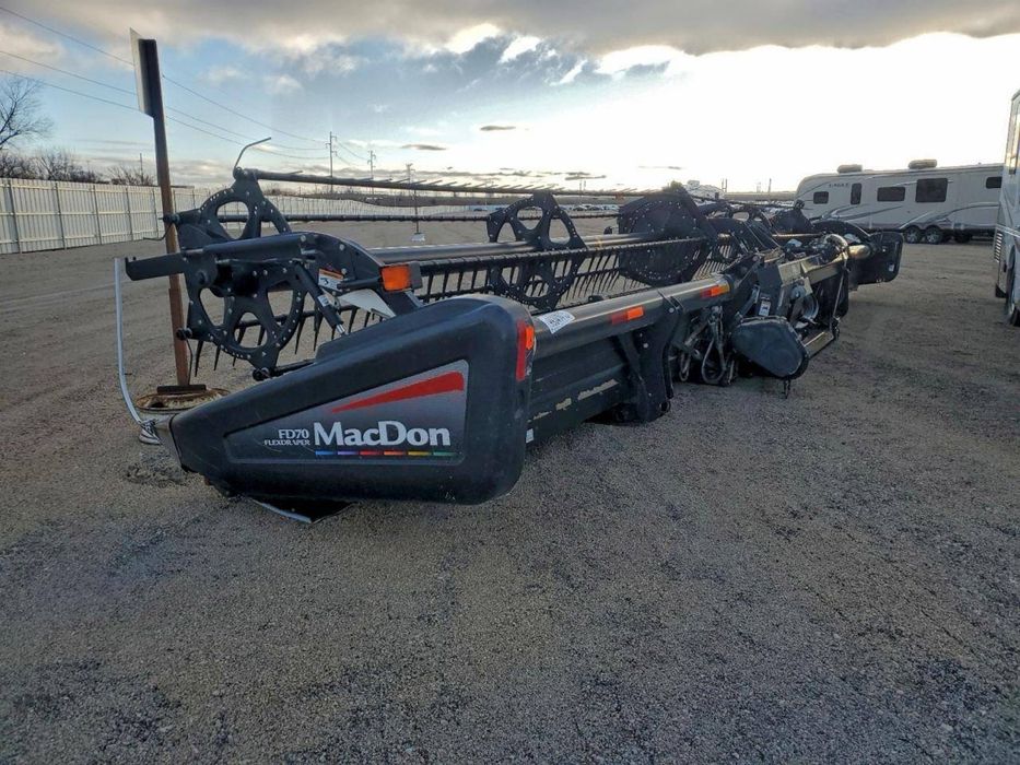 Жатка MacDon Fd70 flex