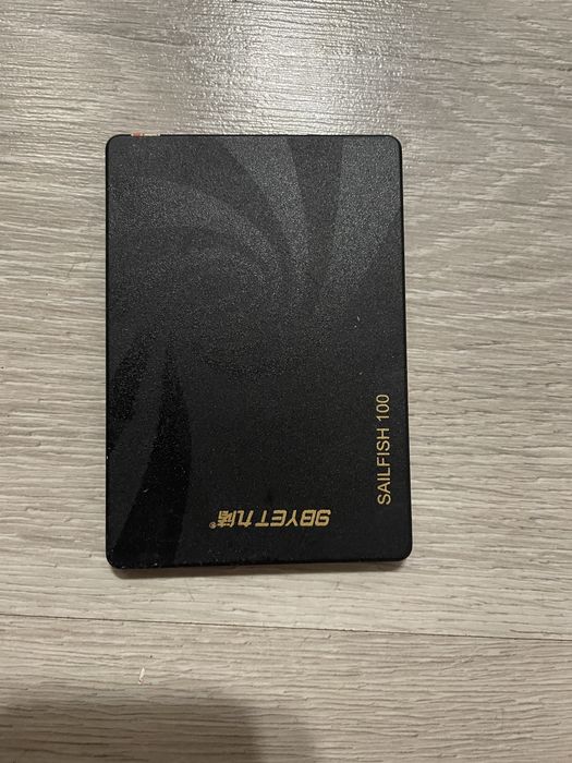 Ssd 120-128 гб в хорошем состоянии
