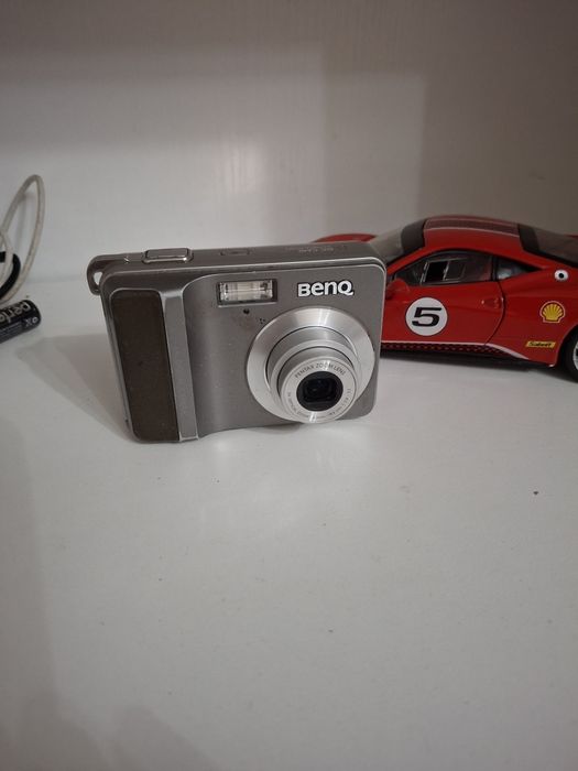 цифровая камера  BENQ