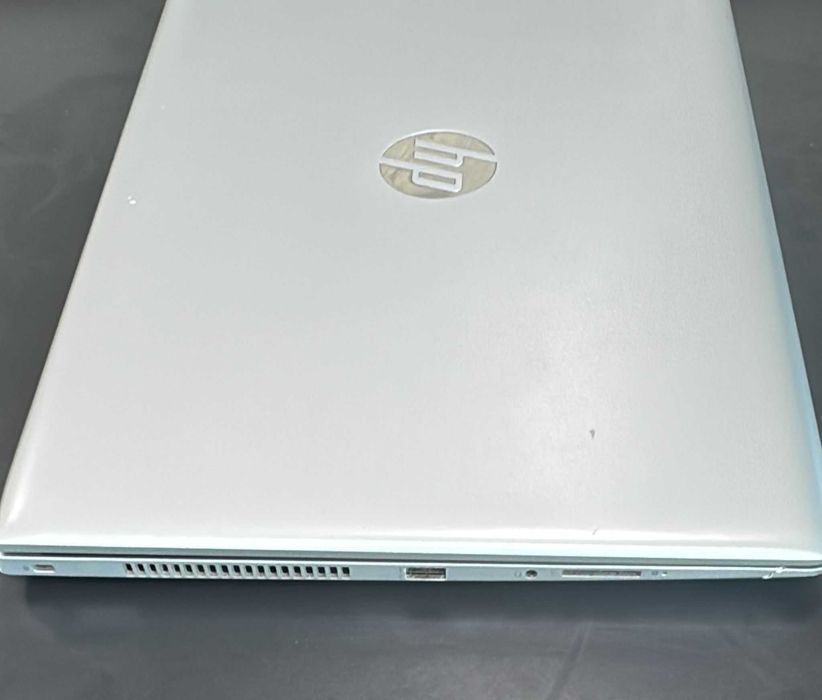 Laptop HP ProBook 470 G5 cu procesor Intel Core i7-8550U, 17.3", Full HD, 16GB, 512GB NVMe, NVIDIA GeForce 930MX 2GB, Windows 11 Pro, Silver HP