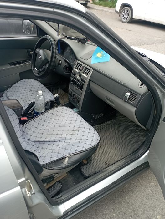 Priora 2012 года