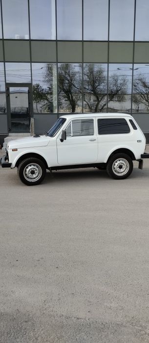 Продам Нива 2122