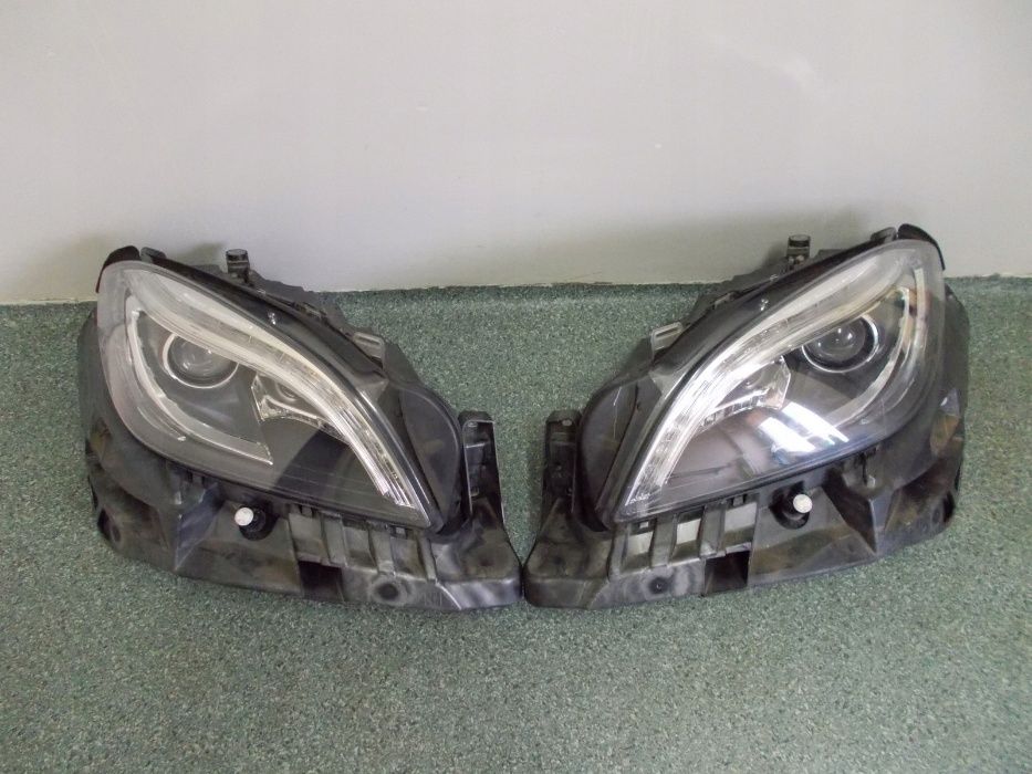 Mercedes W166 ML far stanga full led far dreapta ils faruri bi xenon