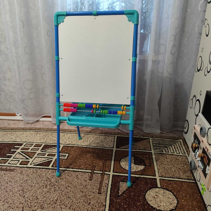 Растущий мольберт Nika Kids б/у