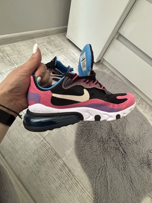 Дамски маратонки Nike Air Max 270 React