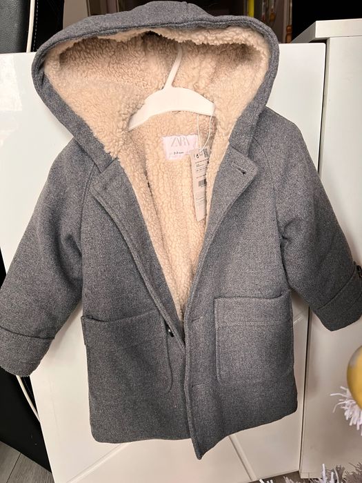 Топло палтенце-яке на ZARA с подплата,  2-3 години.