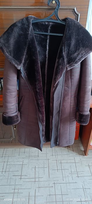 Продам женскую дубленку