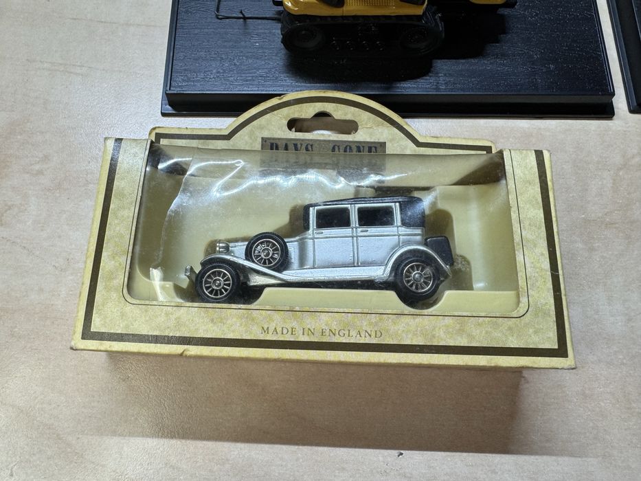 Masinute de colectie  scala 1:43