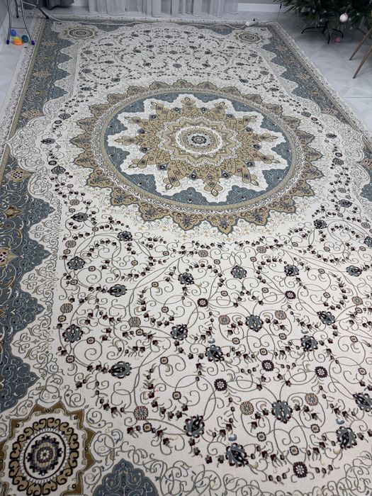 Продам Большой ковер