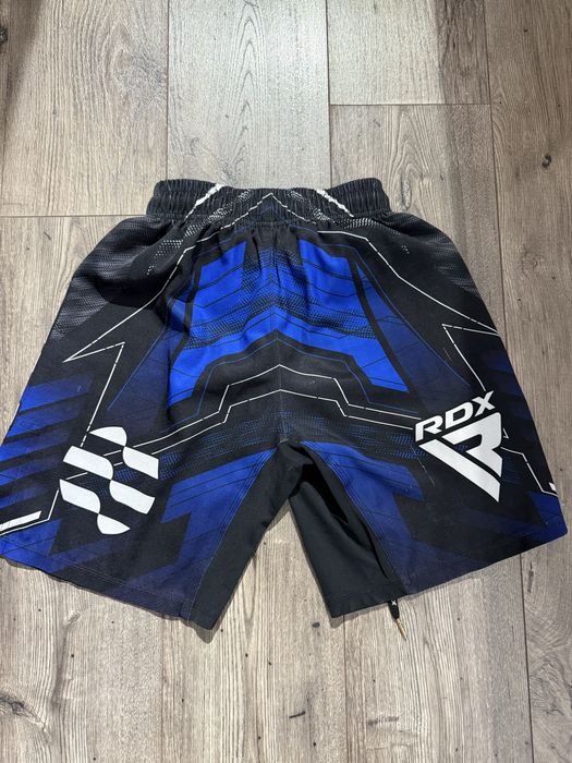 Продам рашгард rdx