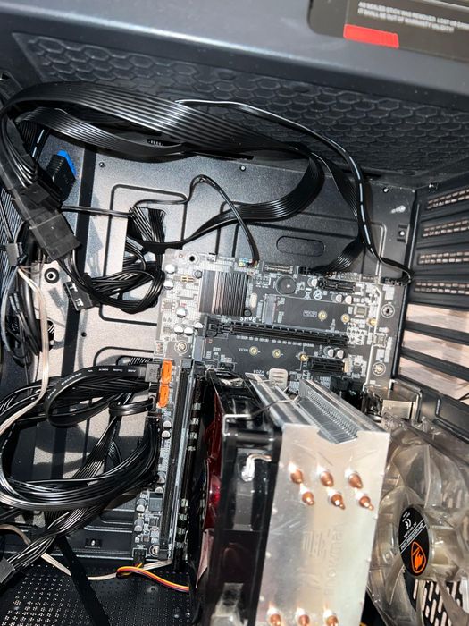 Продаю комплектующие