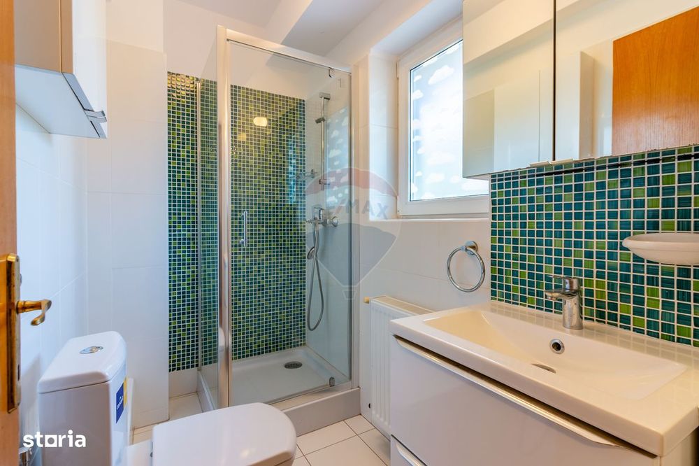 Vanzare Vila Familiala Azur Pipera, 4 cam 120mpu, curte mare, 2XP