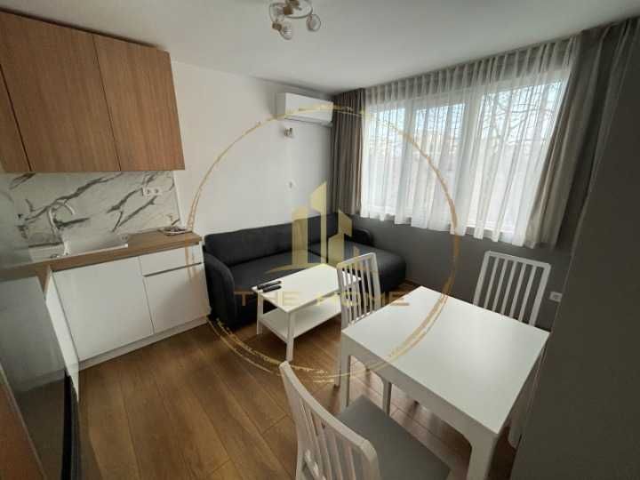 Дава се под наем Тристаен апартамент в Варна, Зимно кино Тракия - 60 кв.м за 511 € - Снимка #1