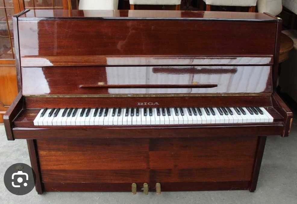 Продаю пианино Riga
