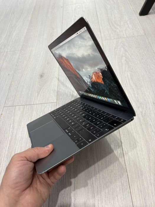 MacBook 12 retina A1534