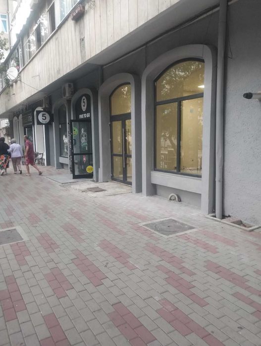 Spațiu comercial de închiriat