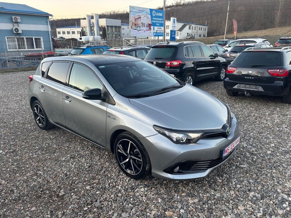Toyota Auris Toyota Auris Hybrid 123.000 Km