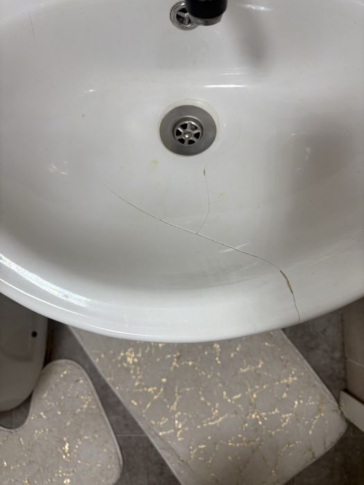 Раковина со шкафом