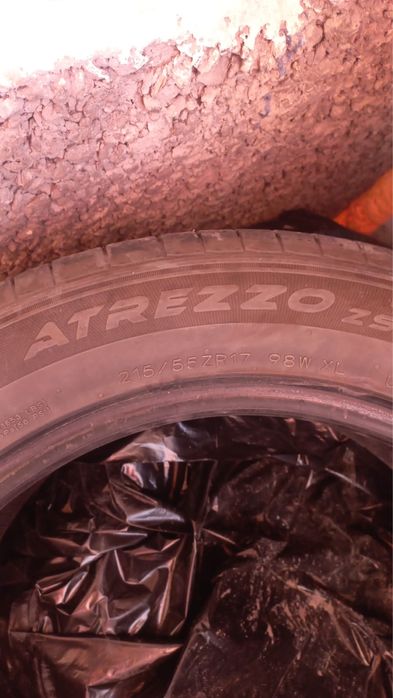 Продается шины летние 215/55/17