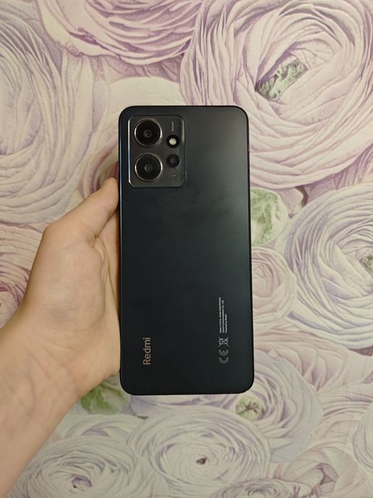 Продам телефон Редми 12