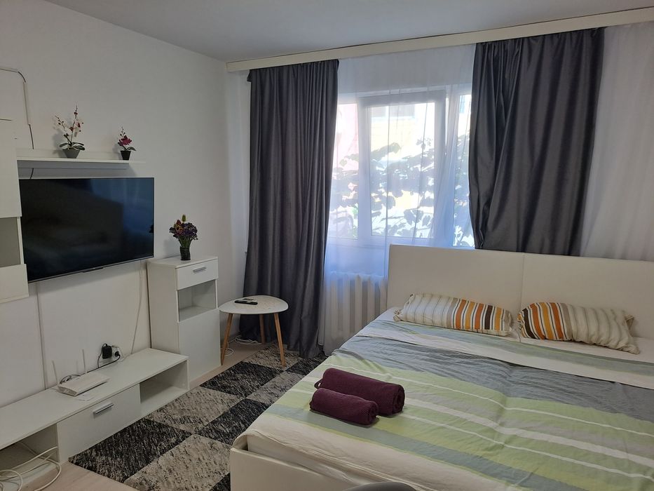 Inchiriez garsoniera în regim hotelier