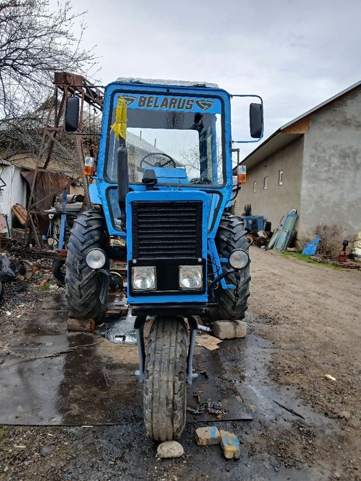 Мтз 80 сотилади  катта кабина