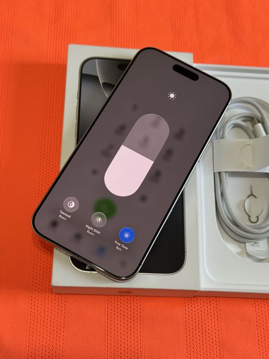 Iphone 16 Pro Max 256 gb емкость 93 физ сим