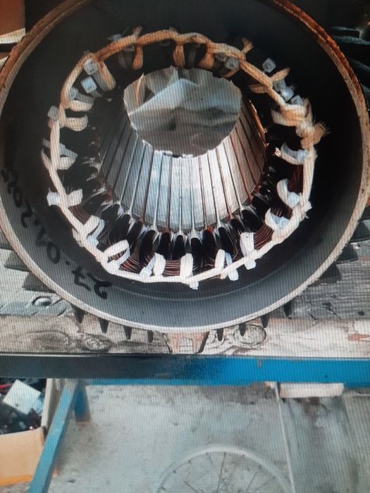 2-Generatoare cu magneti permanenti,250v-20A