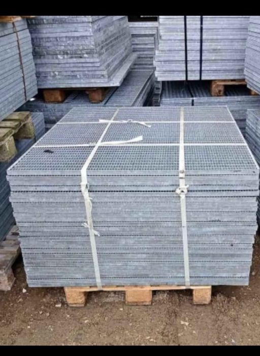 Gratare zincate la diferite dimensiuni debitam la dimensiunea dorită d
