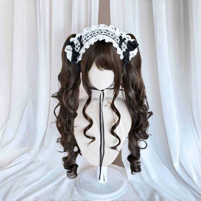 Аниме къса кафява перука с предни дълги кичури и подвижни опашки