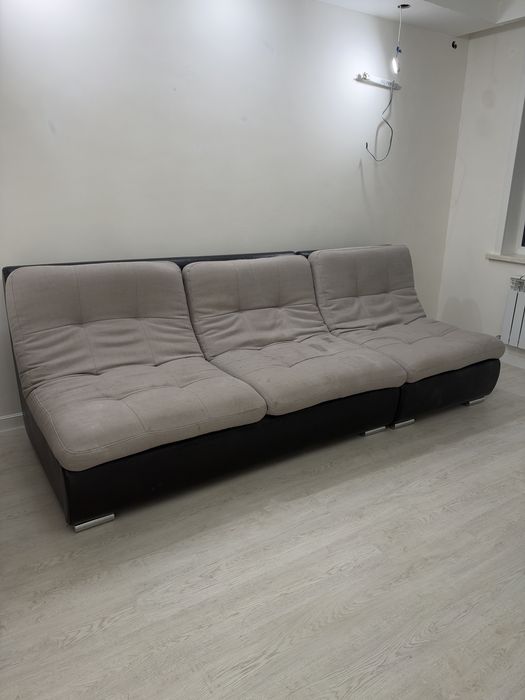 продаю диван 3,6 м