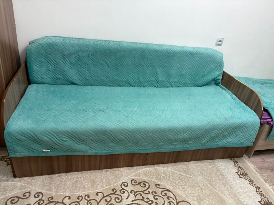 Продам шкаф и диван