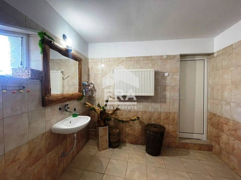 Семейна едноетажна къща във вз. Левента