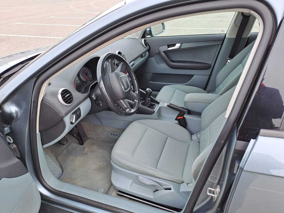 AUDI A3 SPORTBACK 2011 1.6 TDI, intretinut, injectie reconditionata, distributie si volanta schimbate