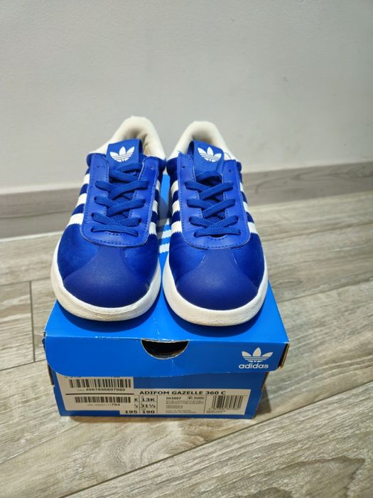 Adidas gazdele albastru 31.5