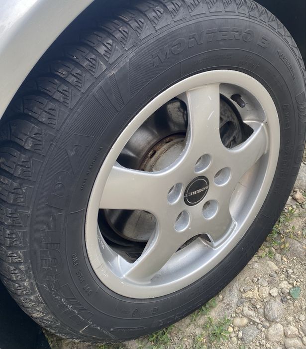 Vand Passat B5.5 1.6 bezina ,toate actele valabile fiscal pe loc