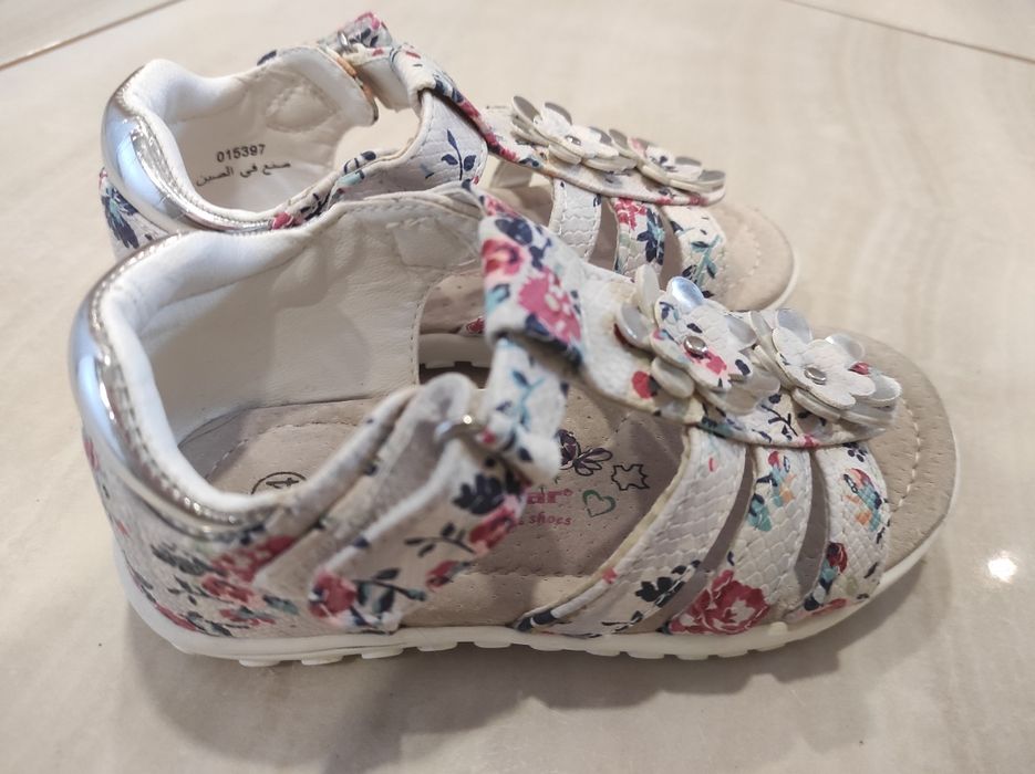 Сандали за момиче 24 номер