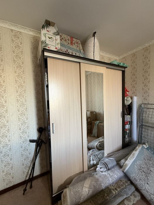 Продам шкаф купе