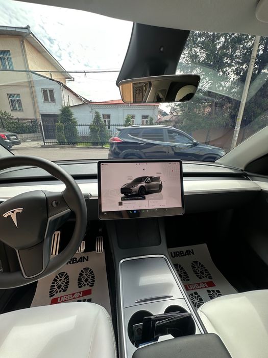 Tesla model Y performance USA