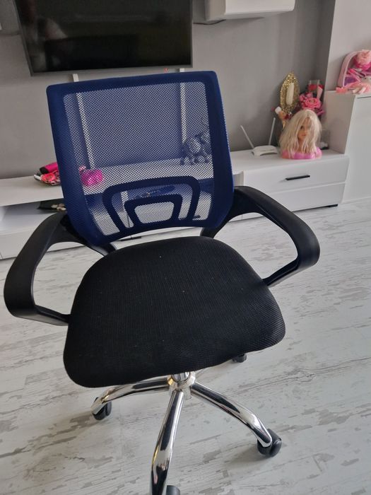 Детски стол за бюро