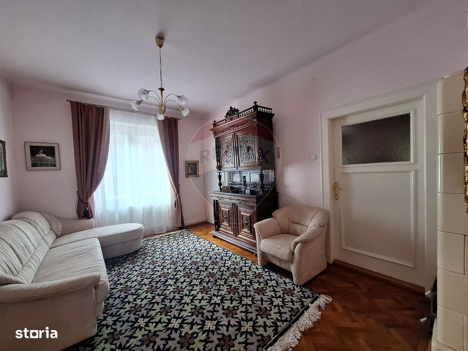 Apartament pet friendly, cu parcare si curte, str. Dobrun — fotografia 1