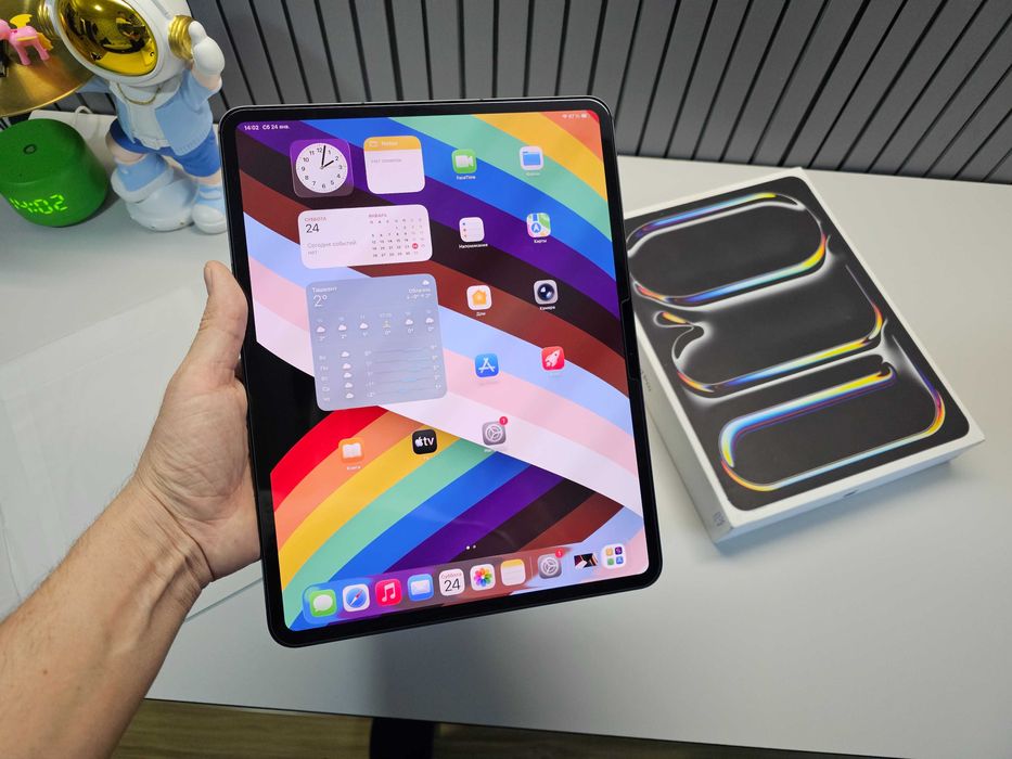 ПРОДАМ Apple iPad PRO 13"nch M4 (256GB) WiFi + 5G. Состояние НОВОЕ