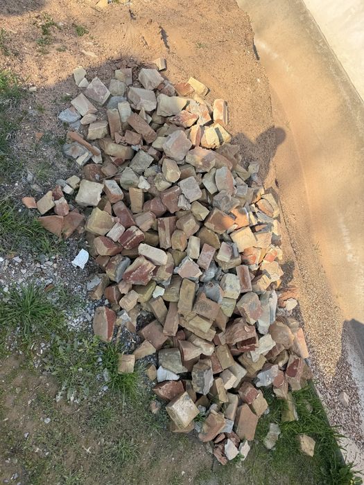 Кирпич жженный/бесплатно