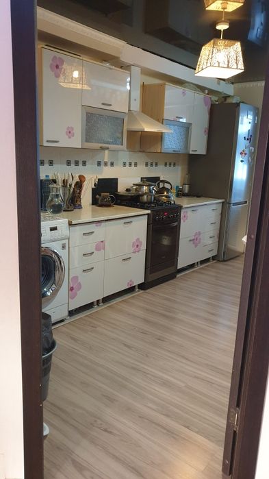 Продам 3 комнатную квартиру