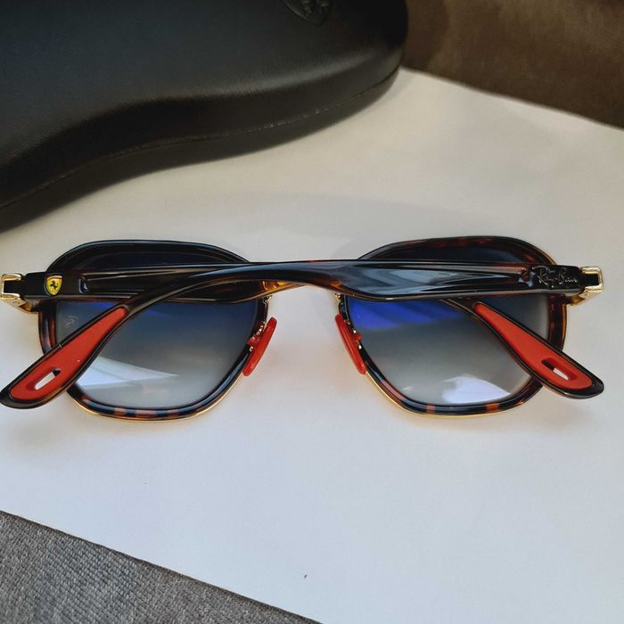 солнцезащитные очки RB