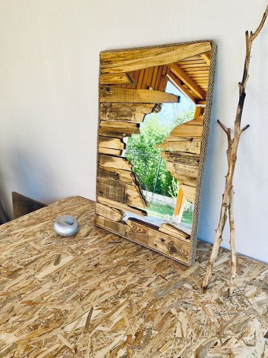 Налично! Декорация за стена огледало и дърво. Ръчна изработка!