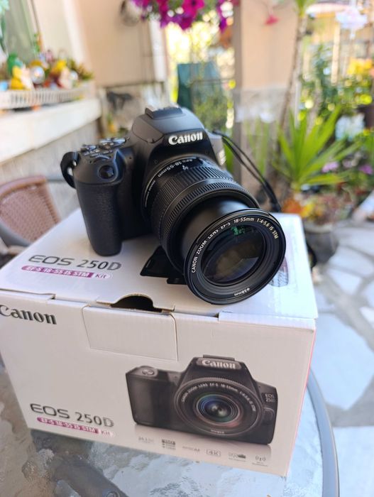 НОВО ФОТОАПАРАТ CANON EOS 250 D + ОБЕКТИВ EF-S 18-55