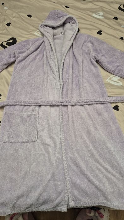 Дамски халат с качулка