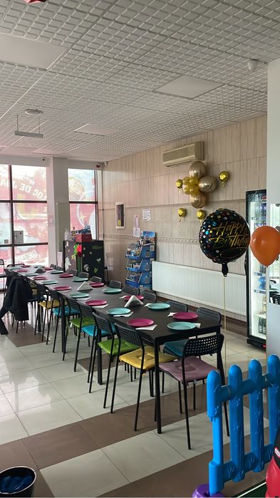 Vand set masuta si scaune