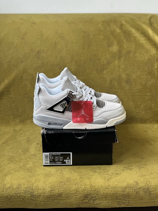 Jordan 4 Frozen Moments / marimea 43